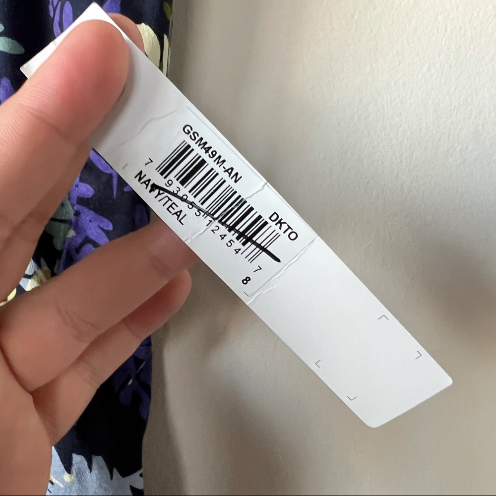 Adorne NWT Navy Fit & Flare Dress Leaf Pattern V Neck Size 8 - Picture 3 of 7